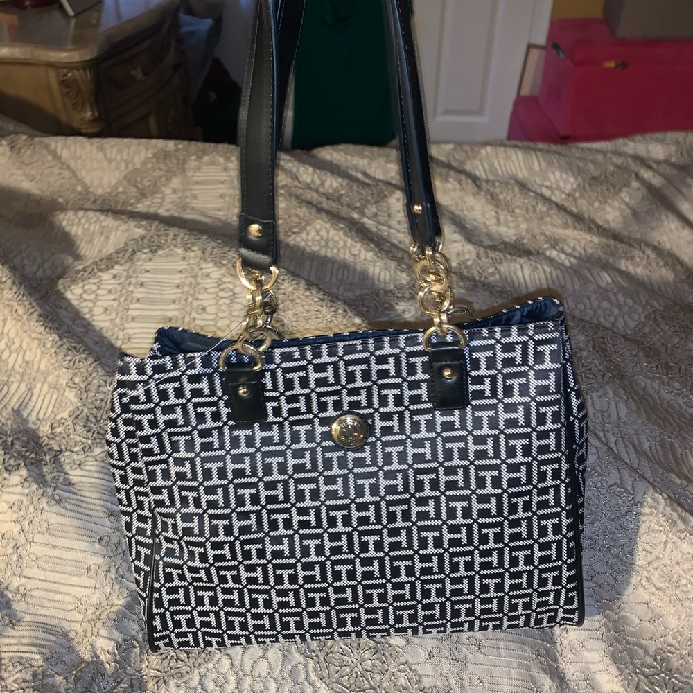 Tommy Hilfiger shoulder purse